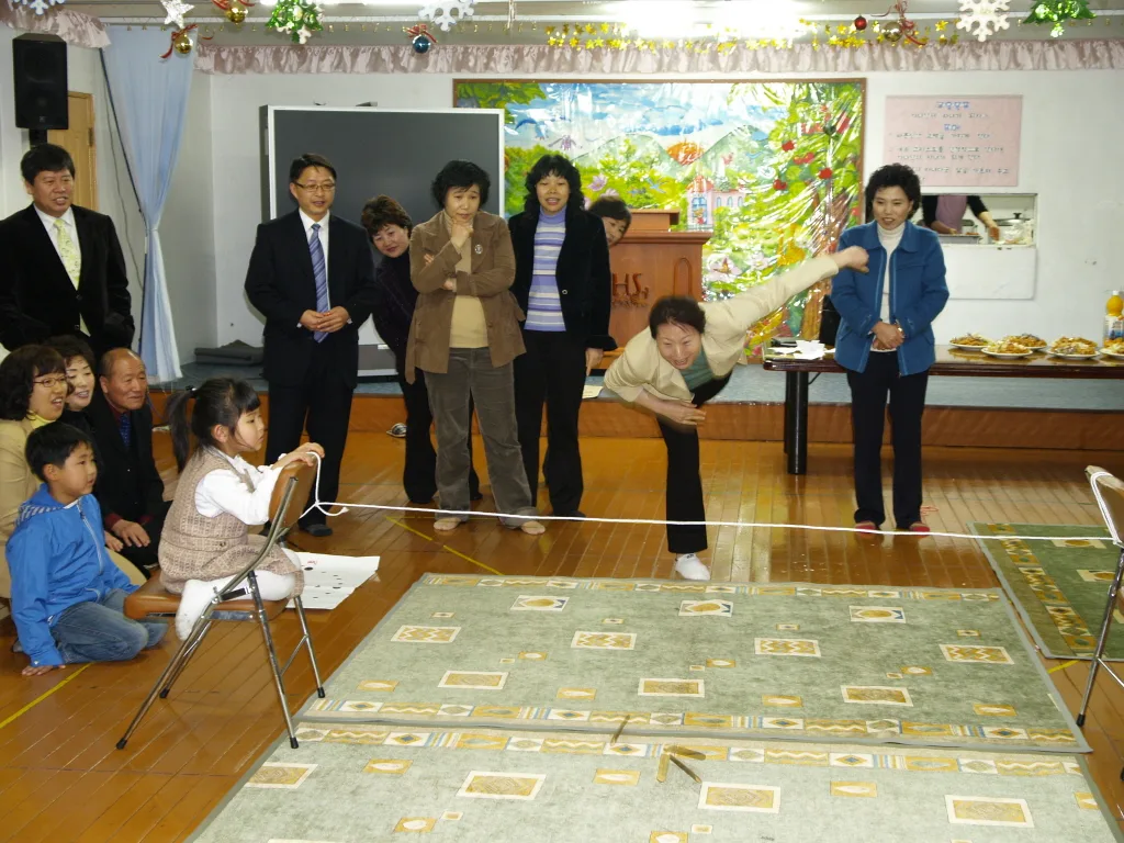 전도회 기관별 윷놀이 대회(2009.02.15) 사진 2